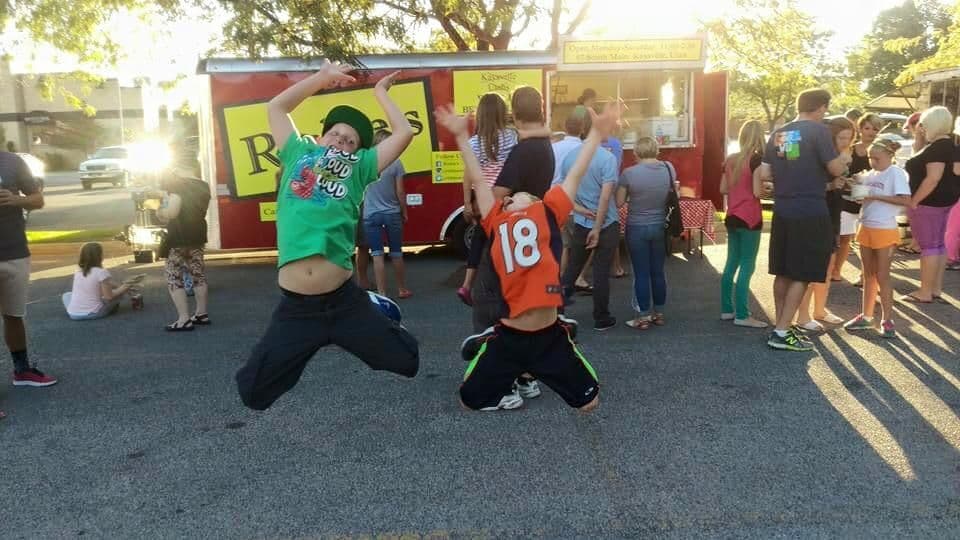 How to Hire a Food Truck for Your Event: A 5-Step Guide